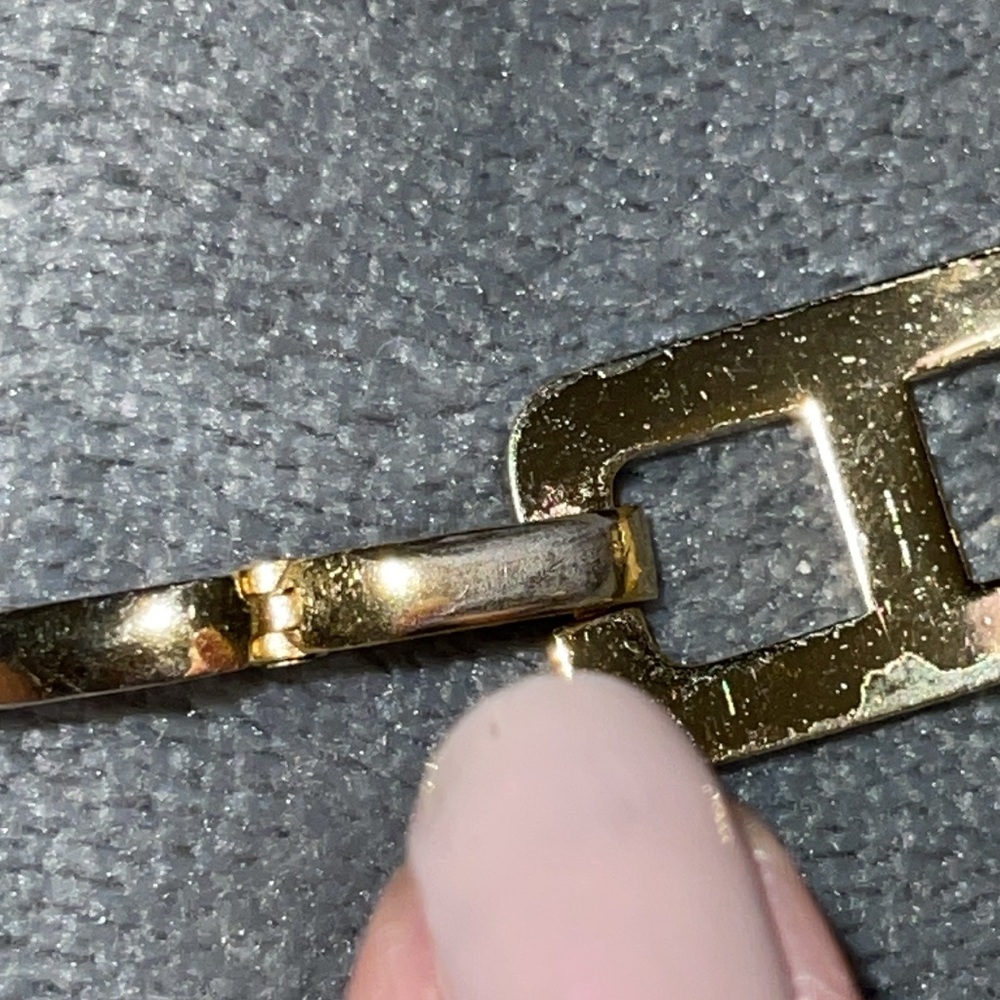 Preloved Christian Dior bracelet great condition size is 7.5” minor scratches. - Picture 7 of 10